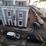 Bright One Bed Flat Close To Bri & University